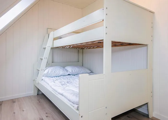 4 Star In Tatil Evi